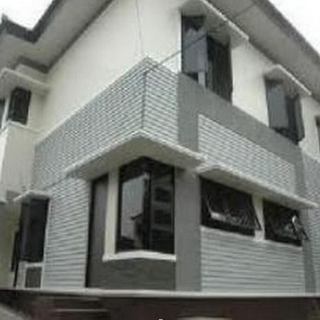 Guesthouse Durentiga Jacarta Exterior foto